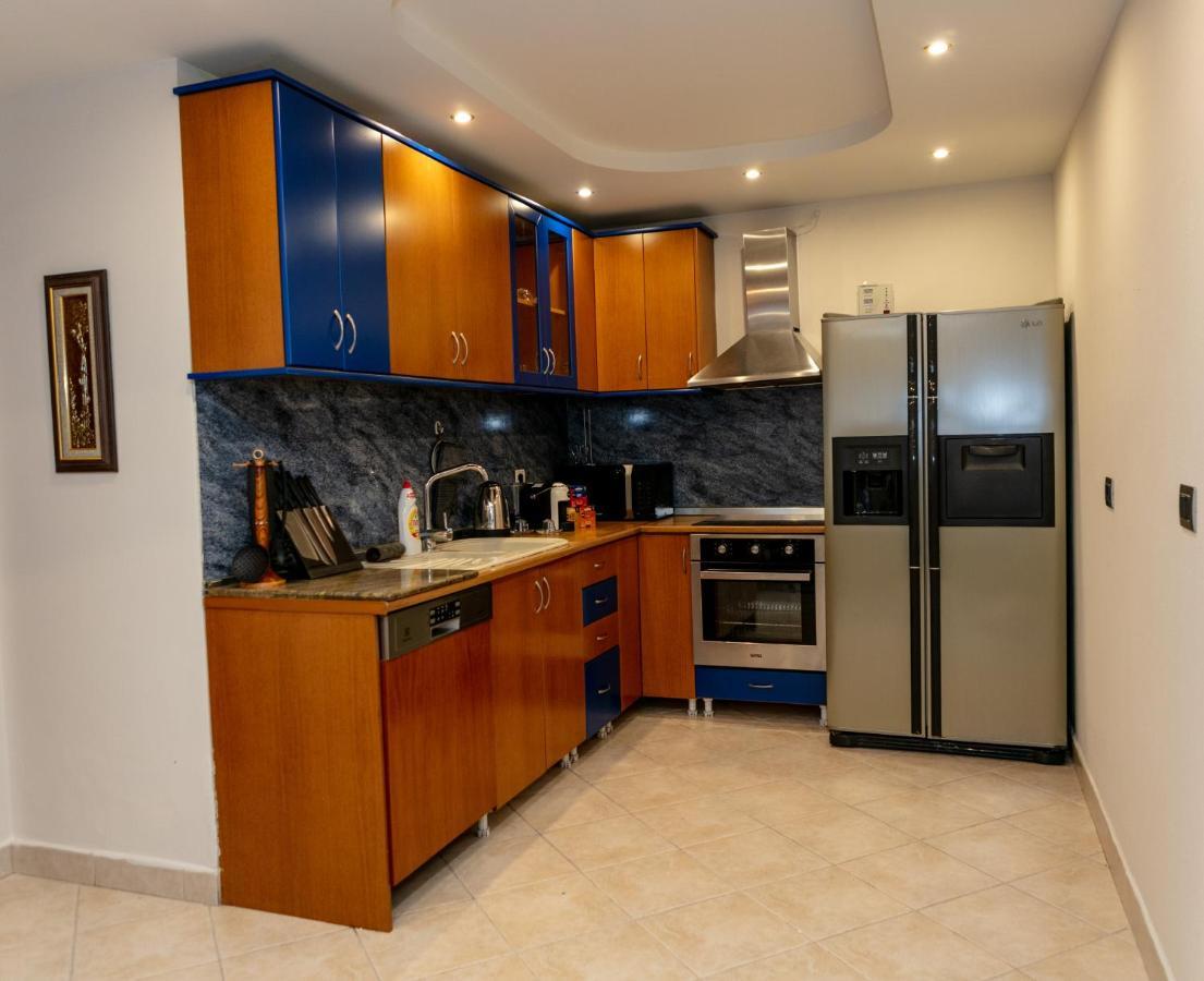 Spacious Paradise - 3br In The Heart Of Tirana